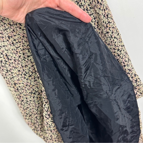 Dressbarn 100% Silk Floral Print Cap Sleeve Maxi Dress Size 12 V-Neckline Boho - Picture 7 of 10